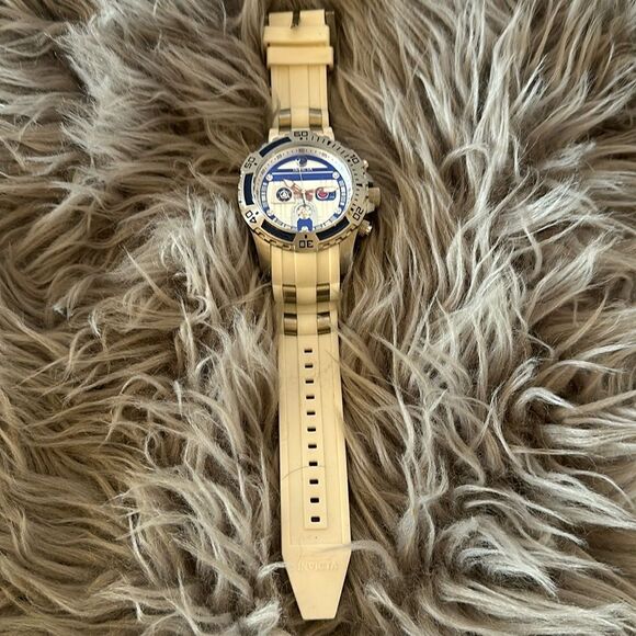 Invicta Watch R2-D2 Star Wars Limited Edition #24 of 1977